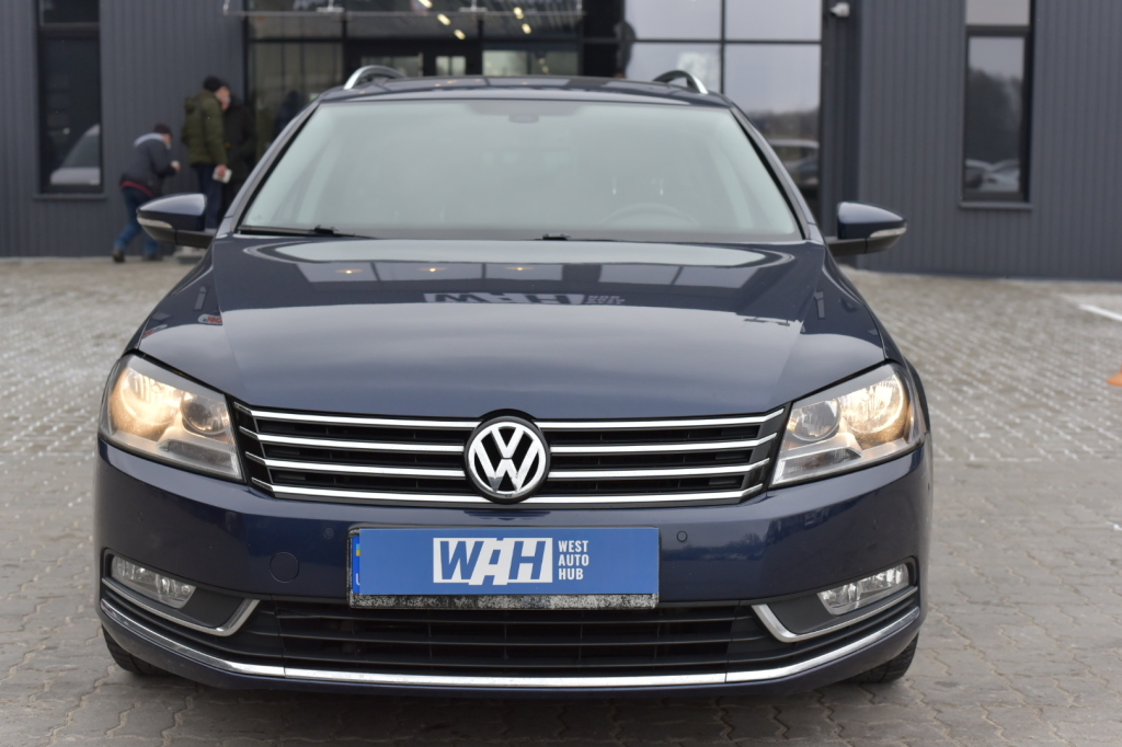Volkswagen Passat B7 Panorama 2012 фото 1
