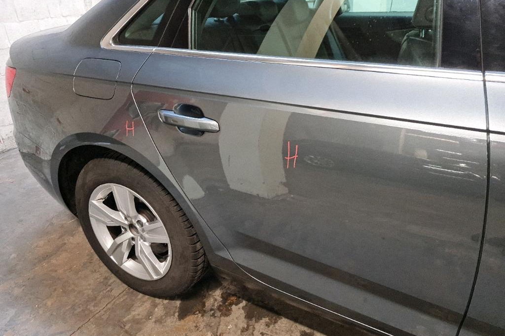 Audi A4 2017 photo 19