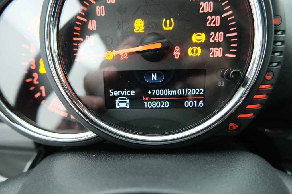 MINI Clubman 2017 фото 2