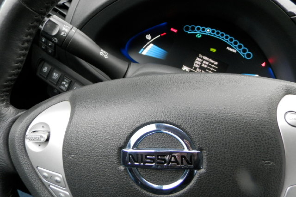 Nissan Leaf S 2014 фото 13