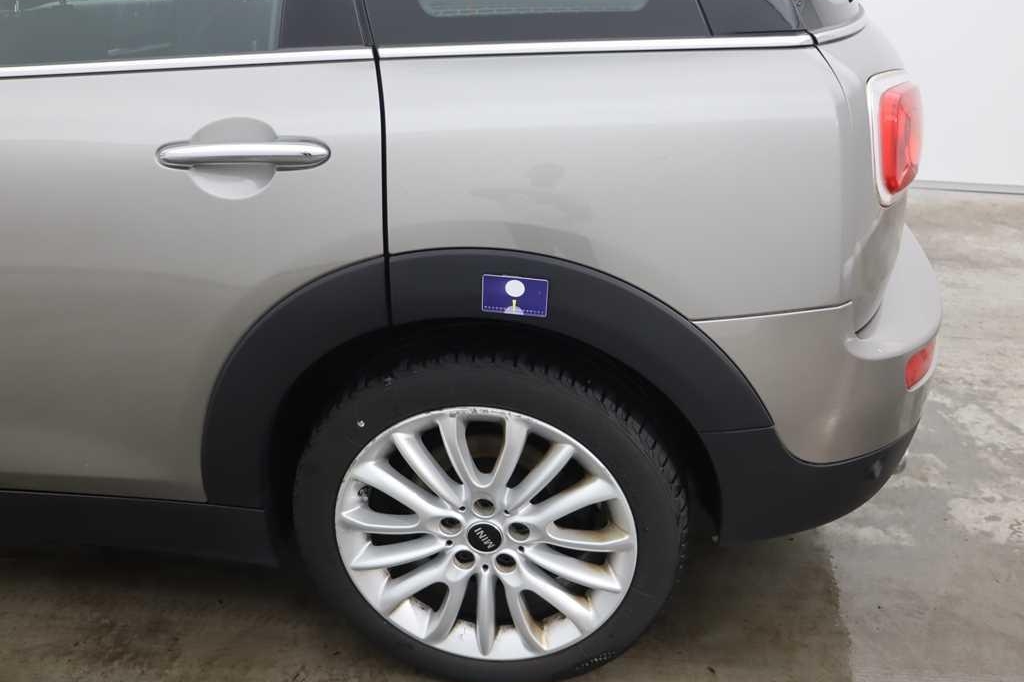 MINI One Clubman 2017 photo 34