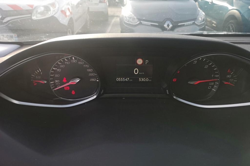 Peugeot 308 SW 2018 фото 5