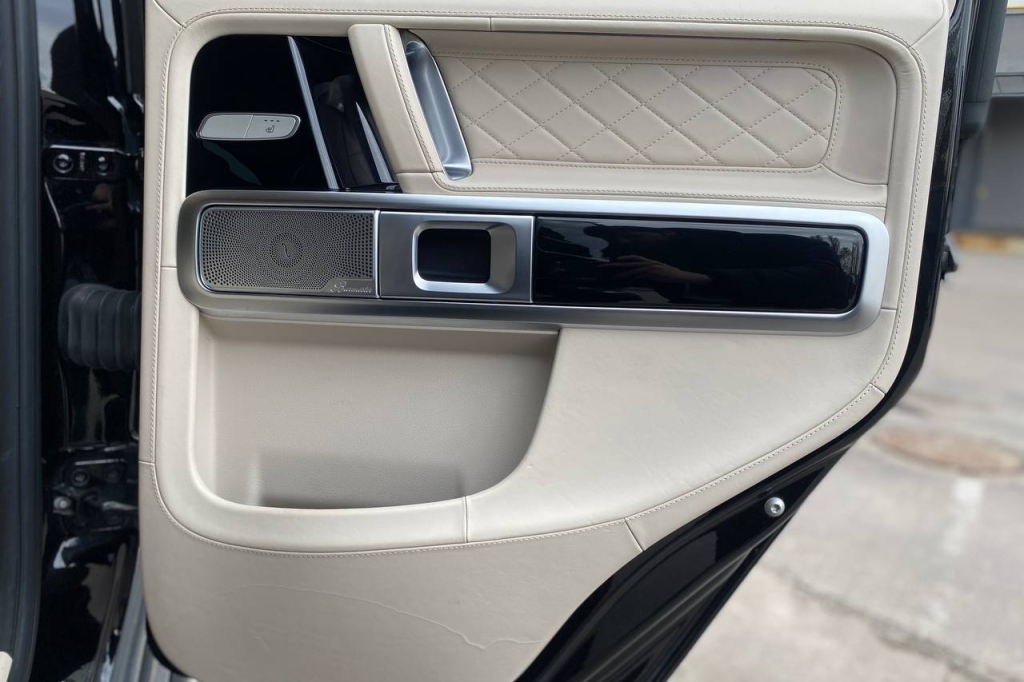 Mercedes-Benz G 63 AMG 2019 photo 17