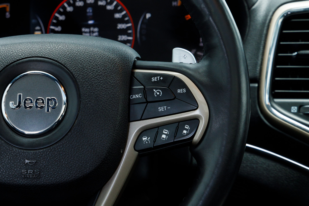 Jeep Grand Cherokee  Summit 2014 фото 14