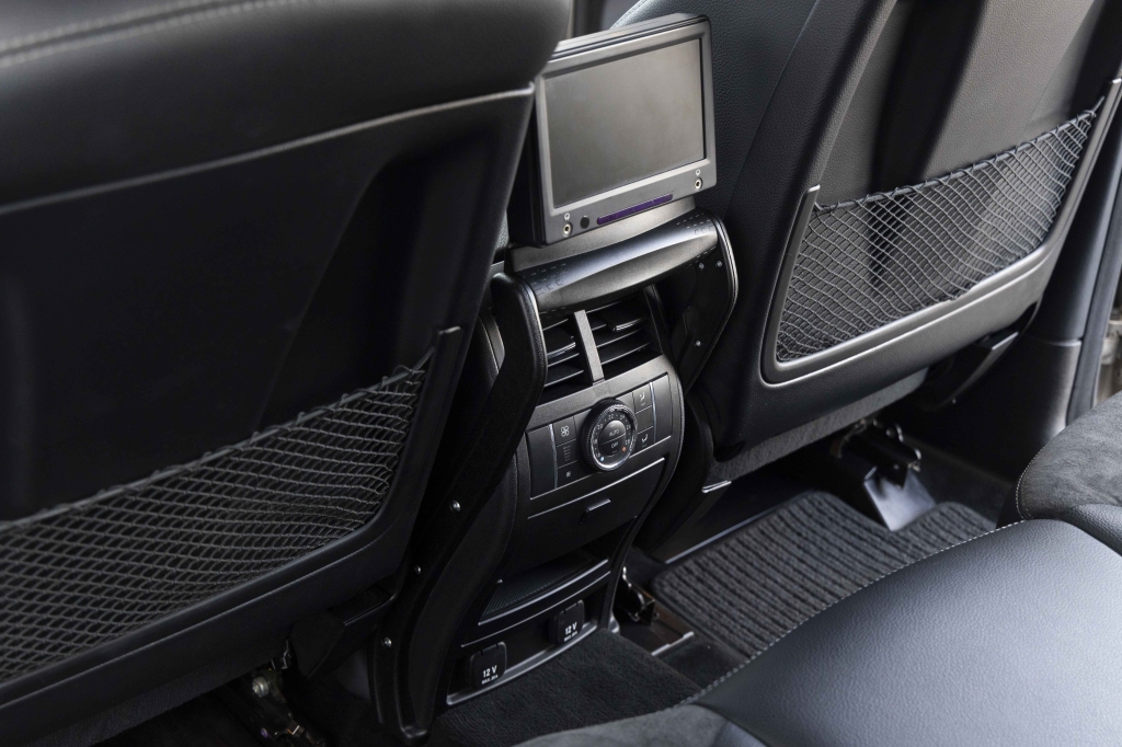 Mercedes-Benz M-Class ML500 W164 2006 photo 16