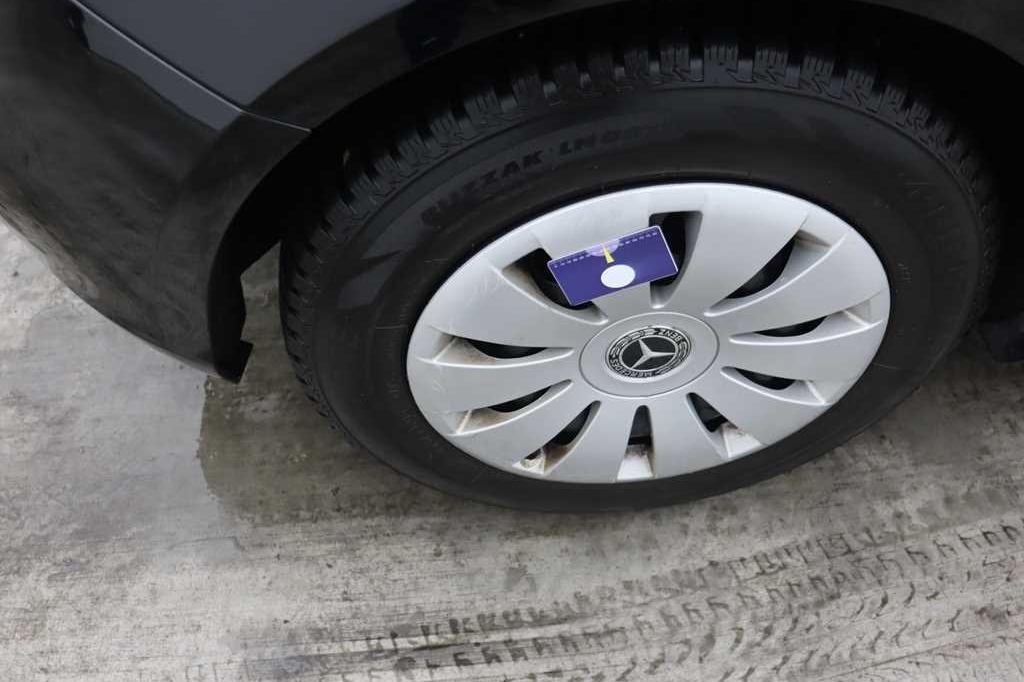 Mercedes-Benz A-Klasse 2017 фото 23