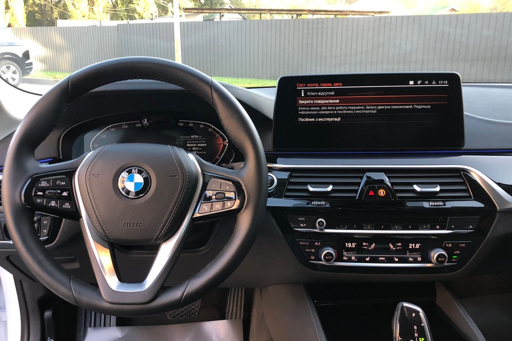 BMW 530 XDrive D 2020 фото 11