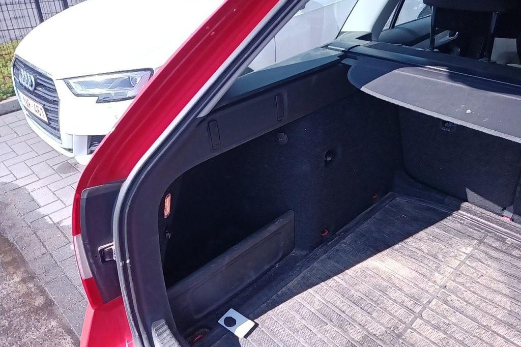 Skoda Octavia Combi 2018 фото 34