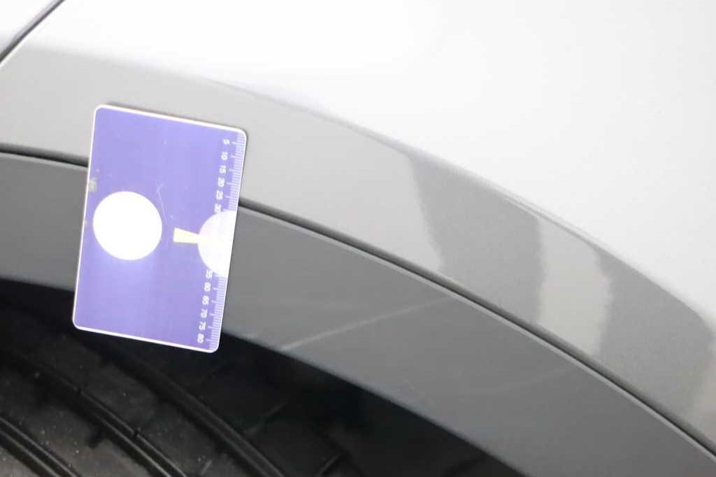 Jaguar E-Pace 2018 фото 10