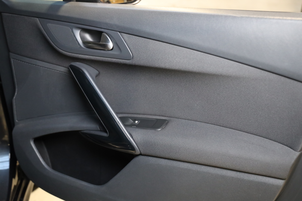 Peugeot 508 2014 photo 18