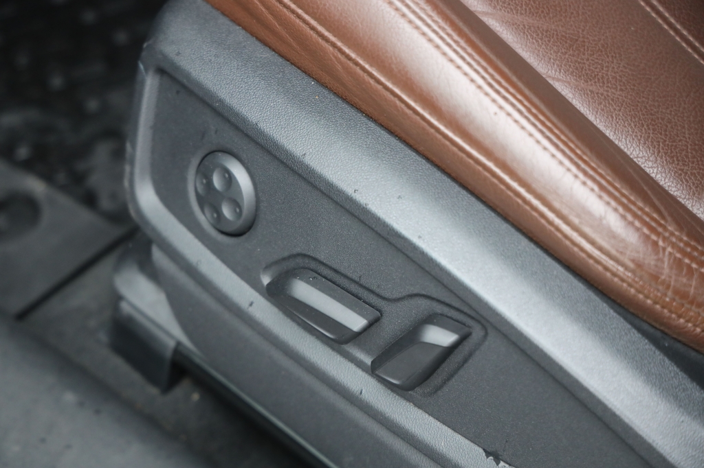 Audi Q5 2017 фото 24