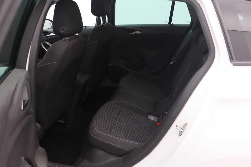 Opel Astra Sports Tourer 2016 photo 5