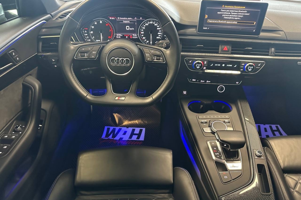 Audi S4 2017 фото 14