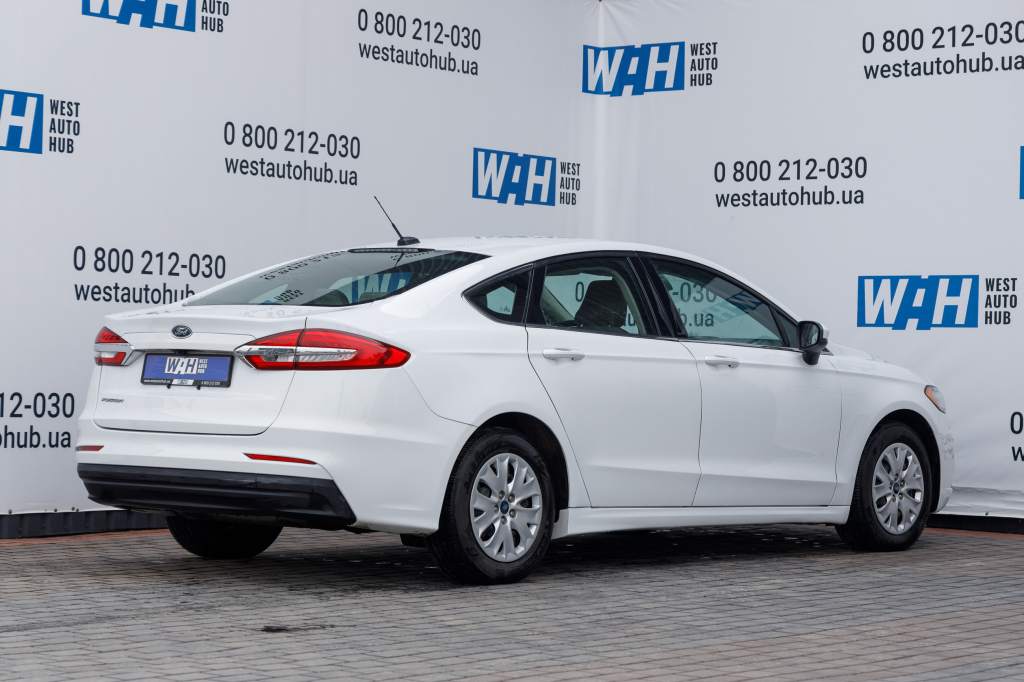 Ford Fusion S 2019 photo 5