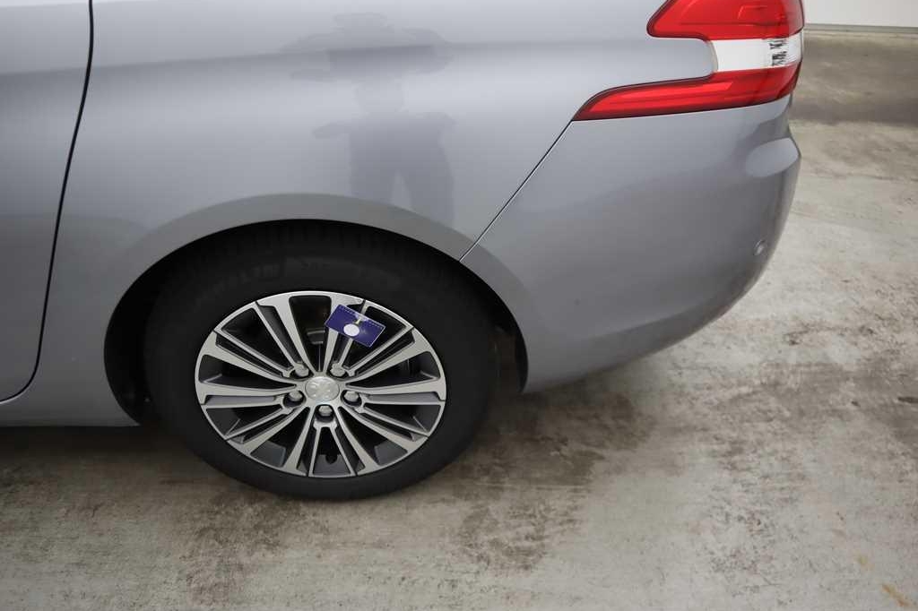 Peugeot 308 2020 photo 8