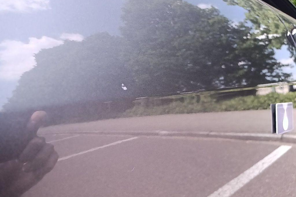 Jaguar XE 2015 фото 28