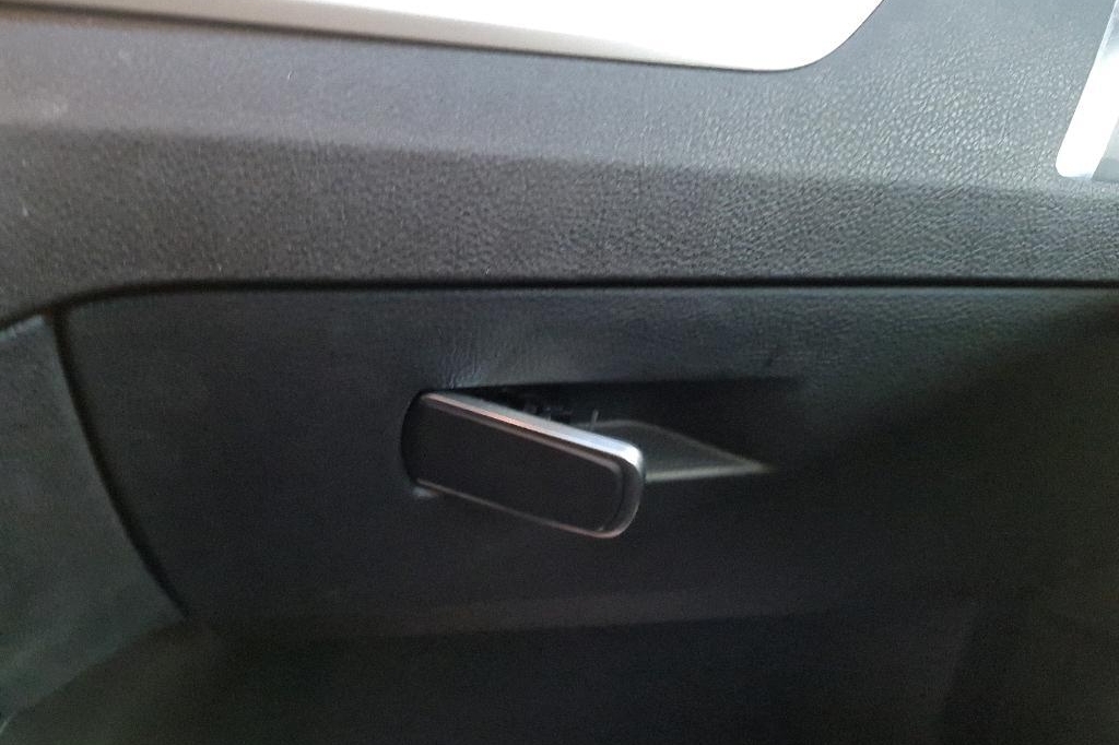 BMW 1er 2018 фото 12