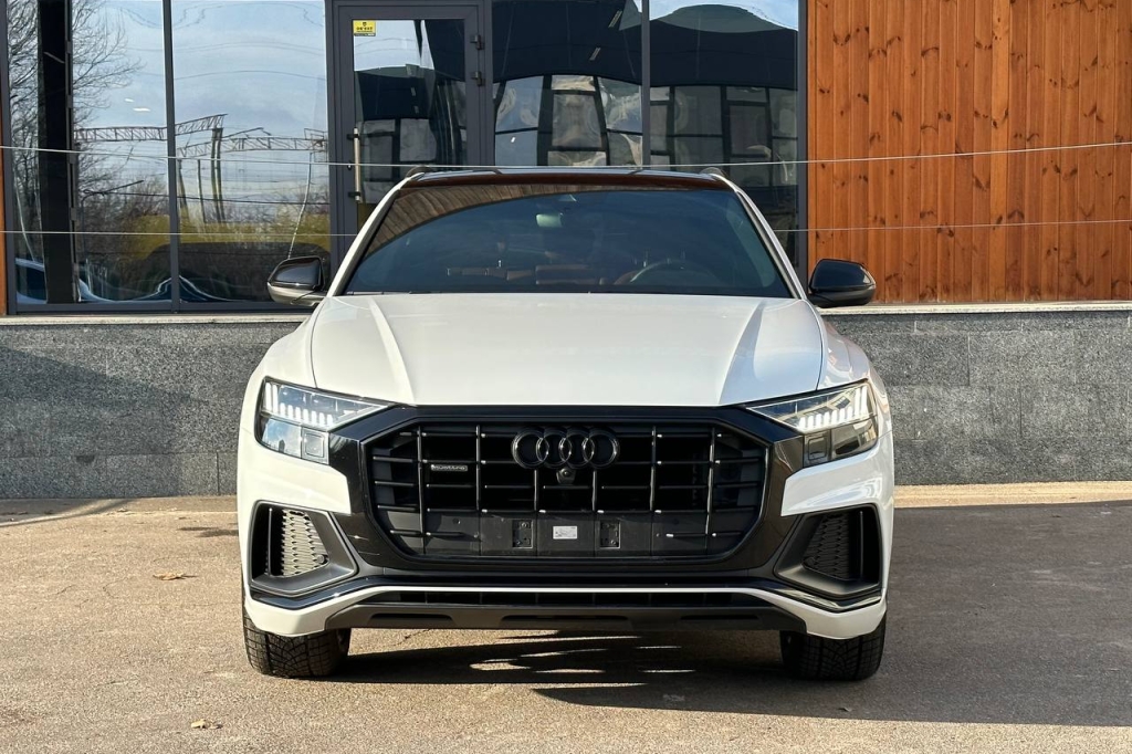 Audi Q8 50 TDI 2021 фото 1