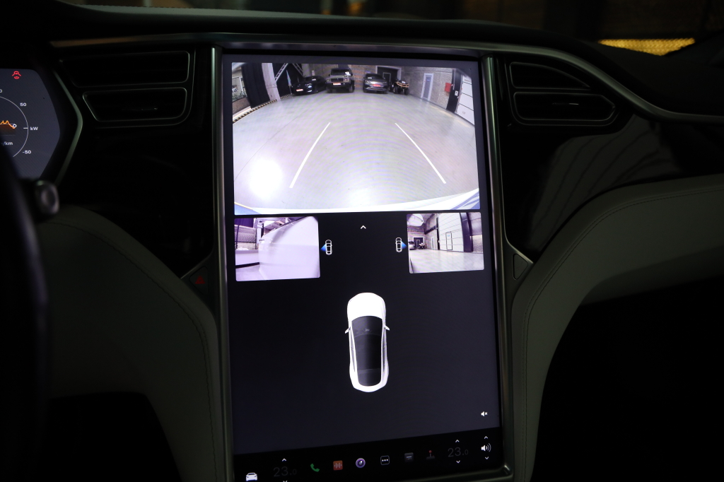 Tesla Model S 2017 фото 40