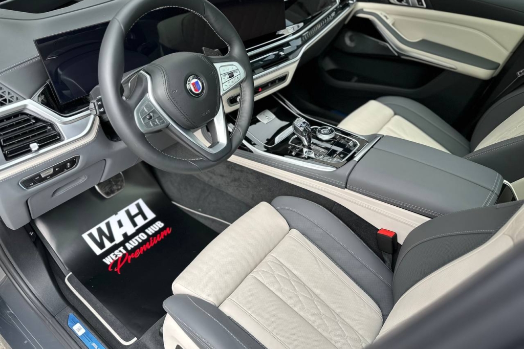 BMW-Alpina XB7 2022 фото 14