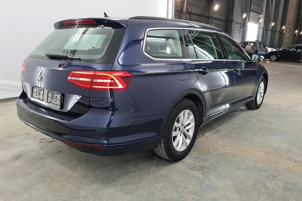 Volkswagen Passat Variant 2017 фото 6