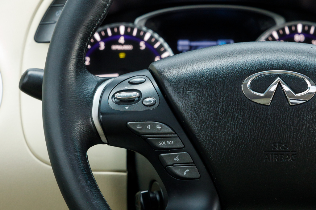 Infiniti QX60 HYBRID 2017 фото 3