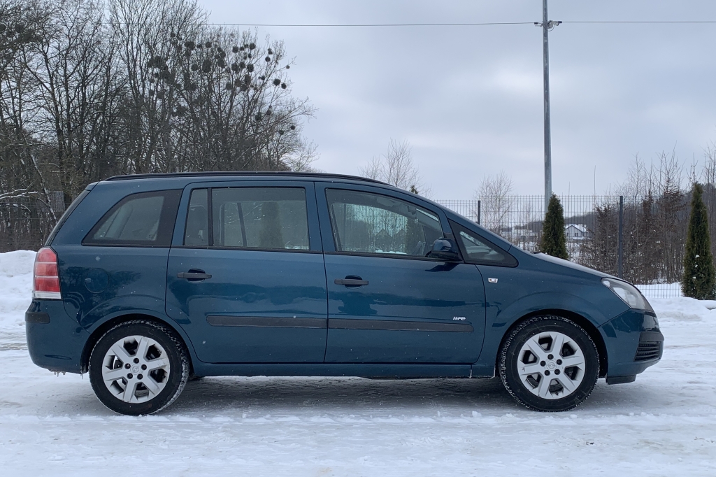 Opel Zafira 2007 photo 4