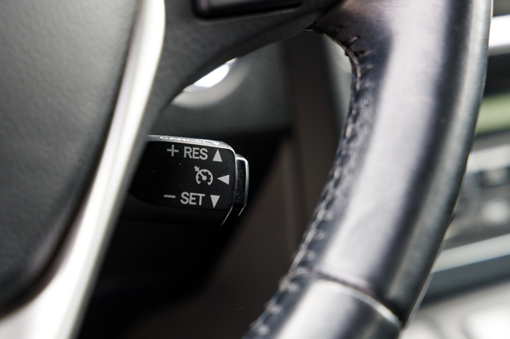 Toyota Auris Hybrid 2012 фото 15