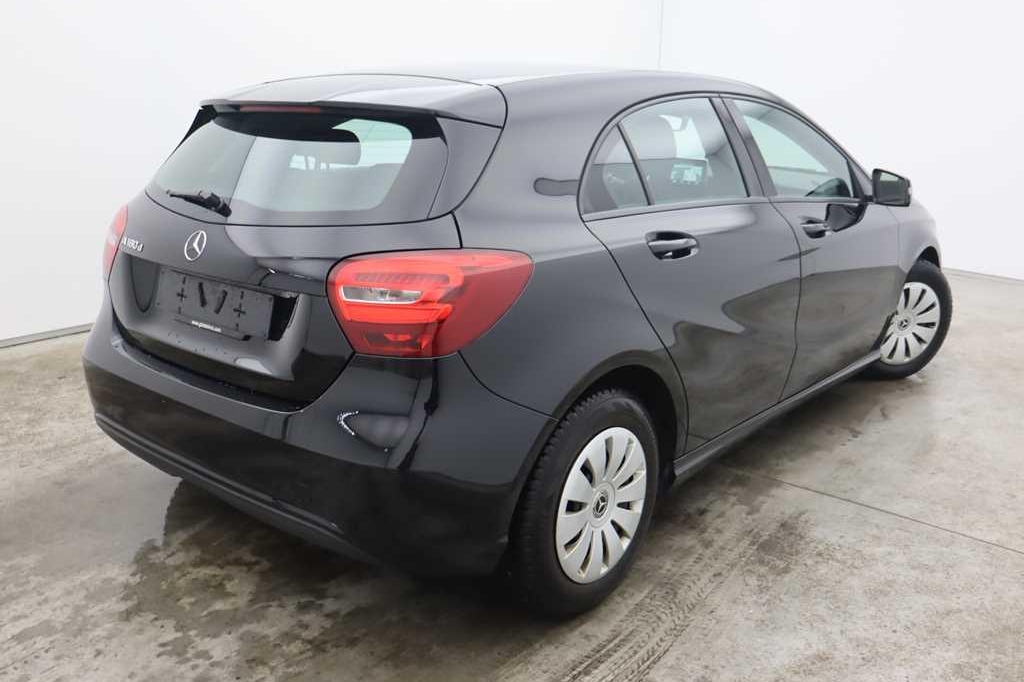 Mercedes-Benz A-Klasse 2017 фото 6