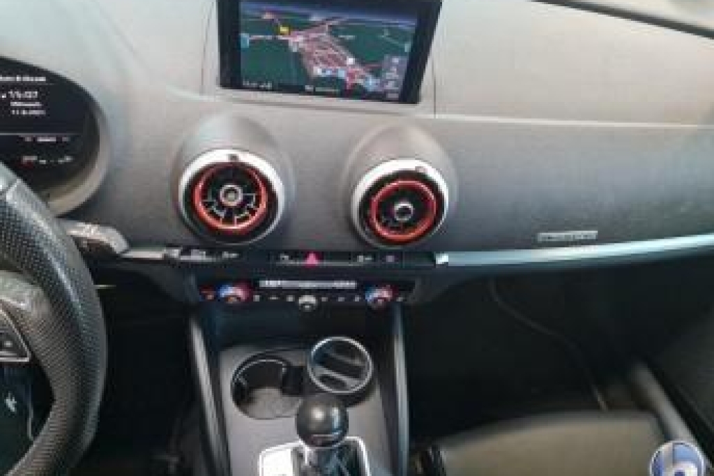 Audi S3 Sportback 2017 фото 4