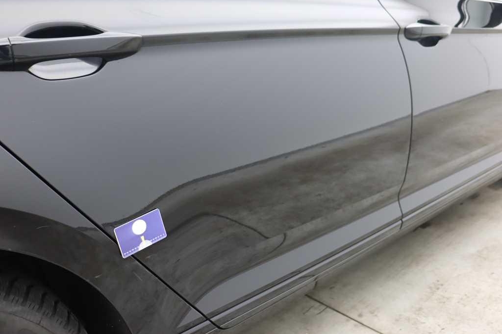 Volkswagen Passat Variant 2018 photo 9