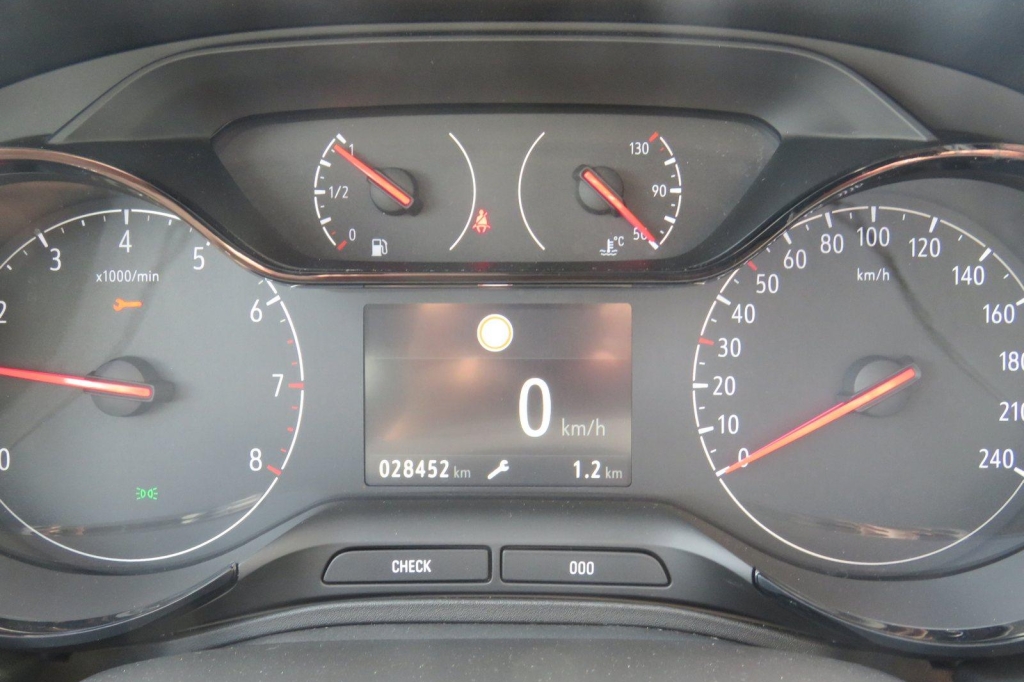 Opel Grandland X 2019 photo 3