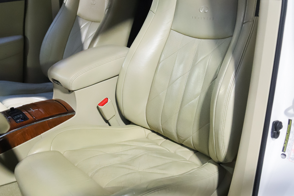 Infiniti FX 50 S 2008 photo 33