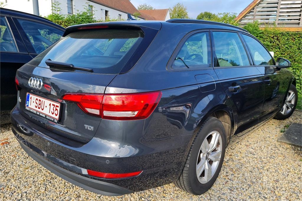 Audi A4 Avant 2017 photo 3