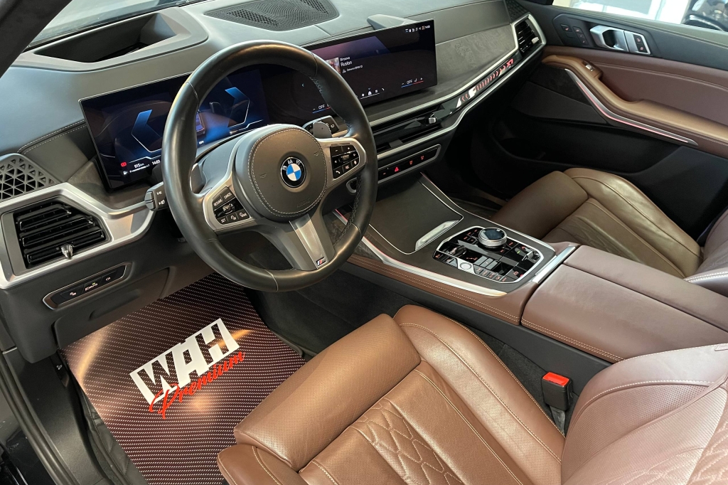 BMW X7 40d 2024 фото 8