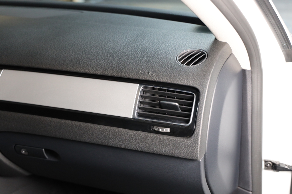 Volkswagen Touareg 2016 photo 18