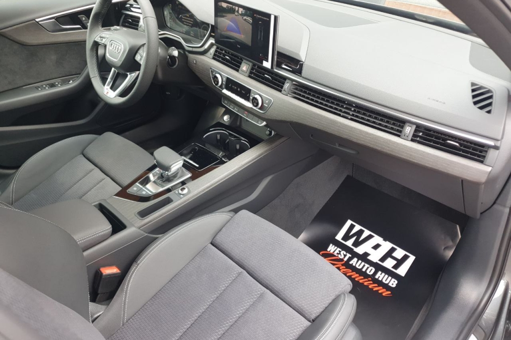 Audi A4 40 TFSI S-tronic 2023 фото 11
