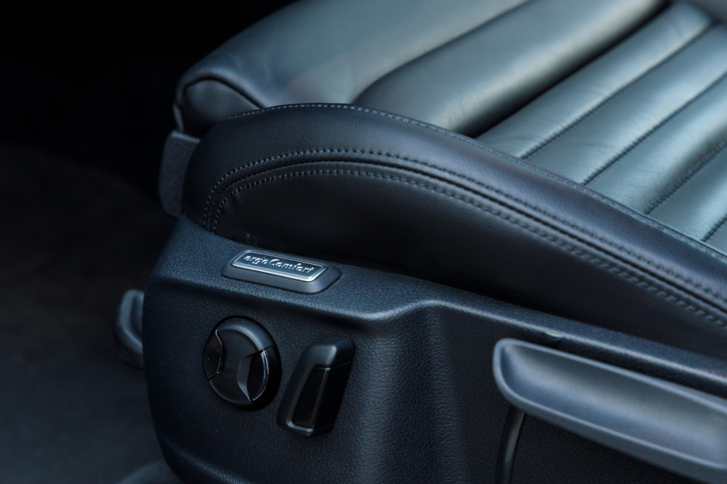 Volkswagen Passat B8 Highline 4Motion 2016 фото 23