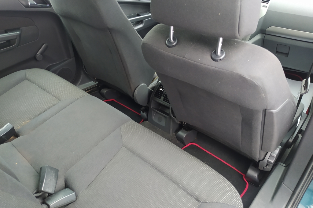 Opel Zafira 2007 photo 17