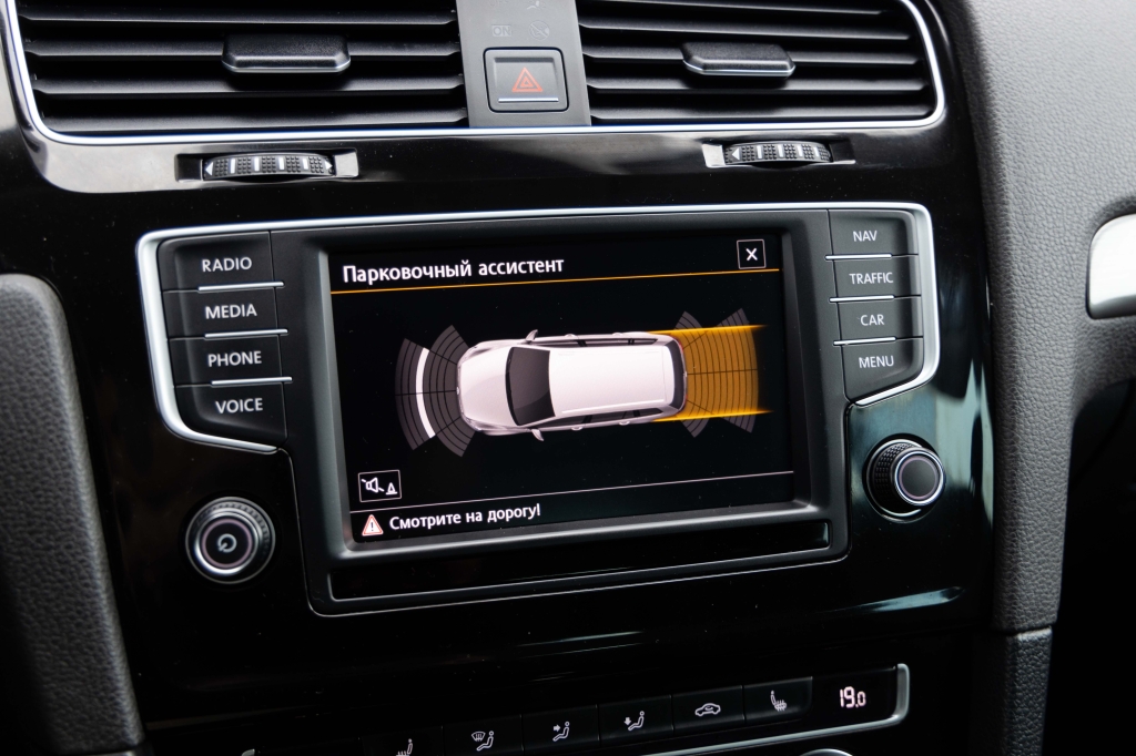 Volkswagen Golf Allstar 2016 фото 23