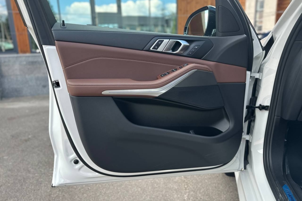 BMW X5 xDrive30d 2022 фото 9