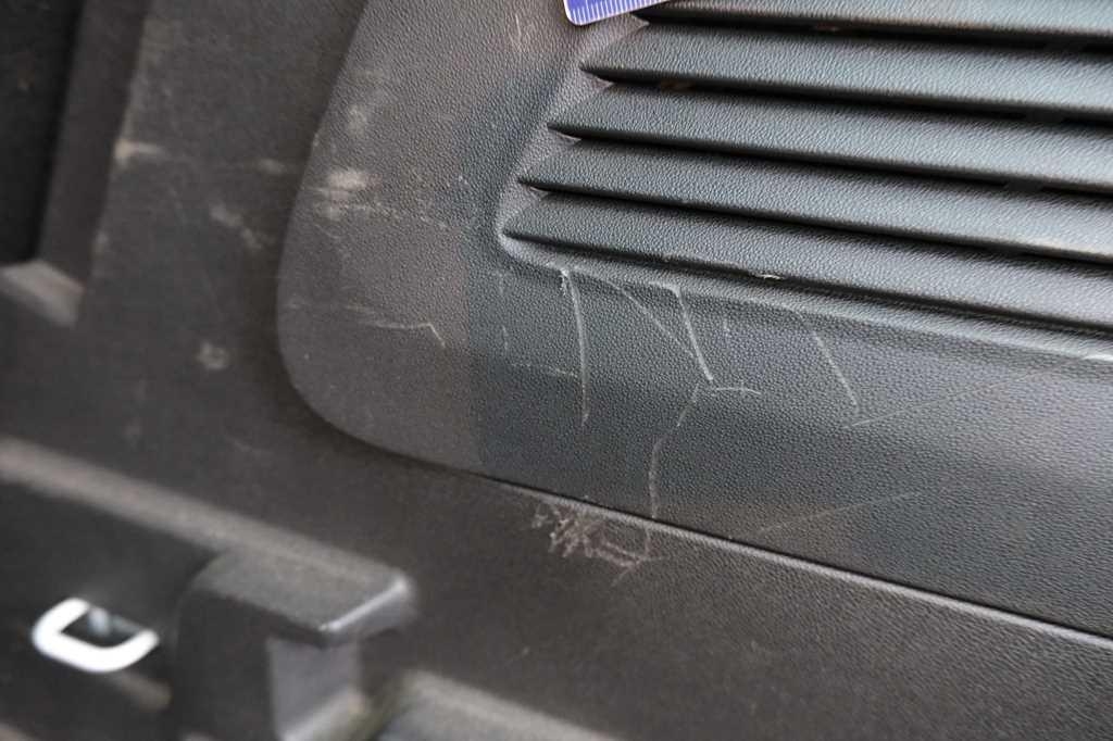 Opel Crossland X 2019 фото 11