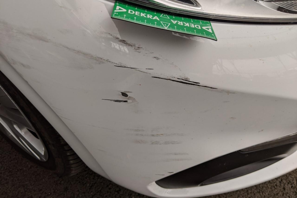 Peugeot 208 2019 photo 9