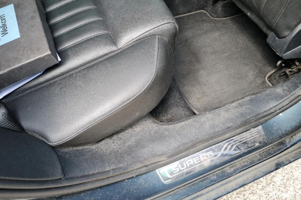 Skoda Superb Combi 2017 photo 55