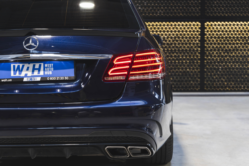 Mercedes-Benz E-Class E350 2014 photo 8