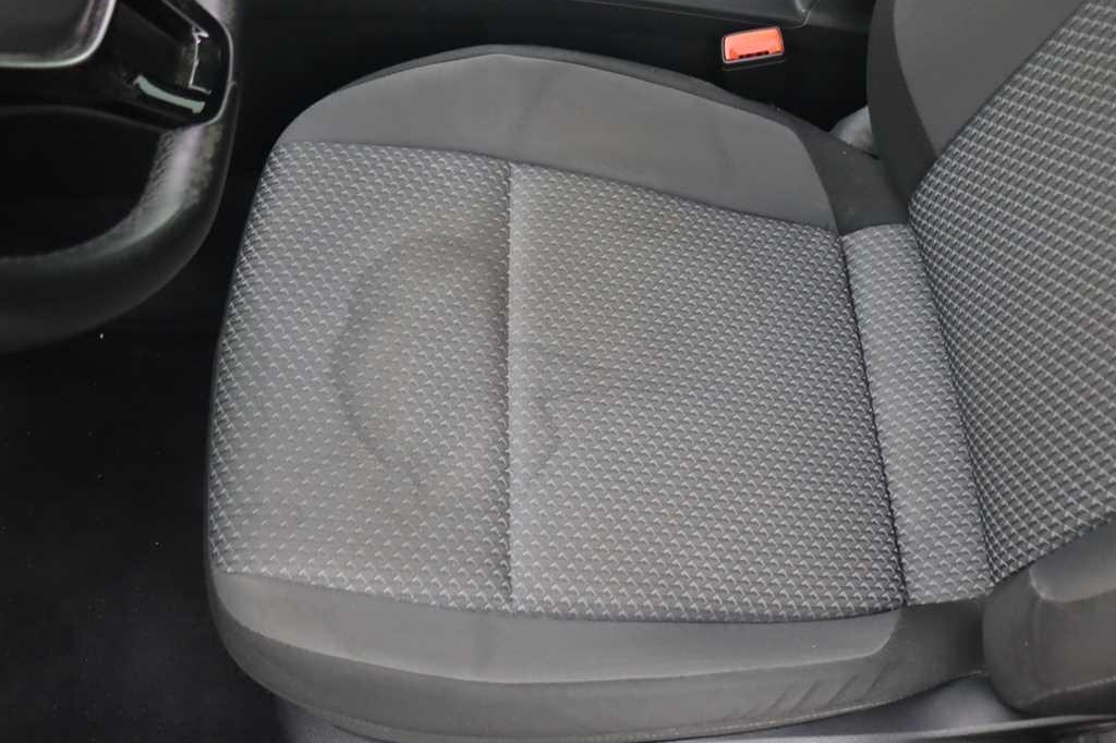 Volkswagen Passat Variant 2016 photo 16