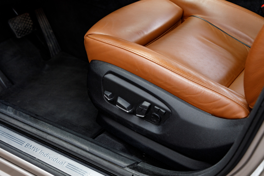 BMW 530 GT xDrive 2015 фото 21