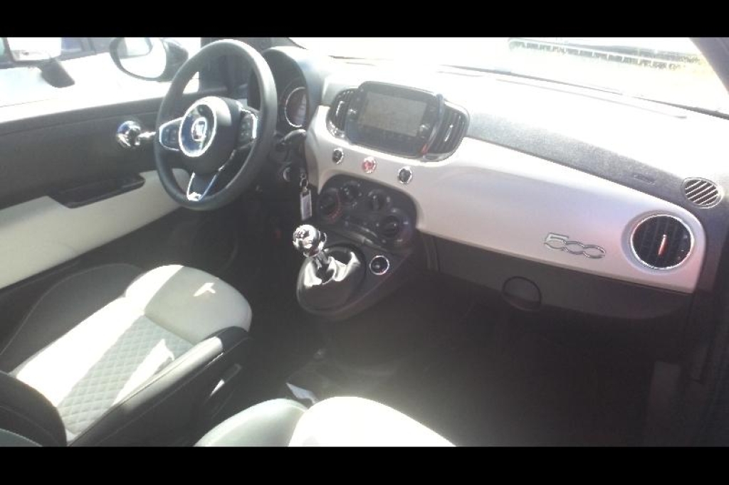 Fiat 500 2020 фото 1