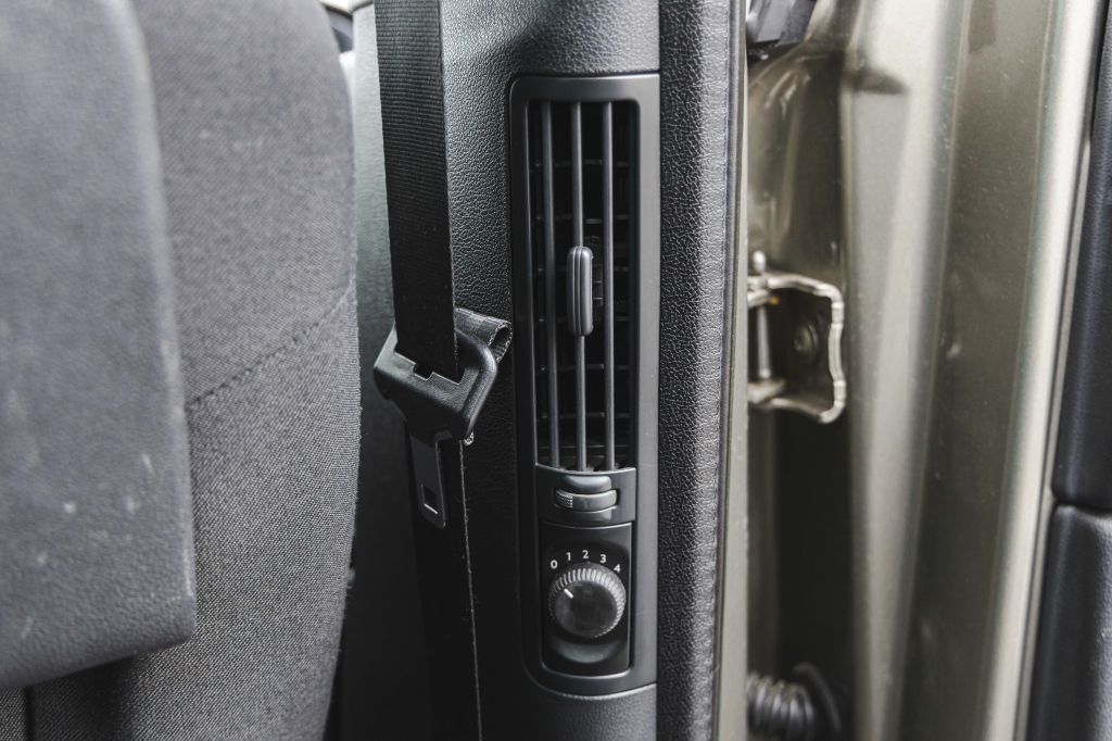 Peugeot 5008 2012 photo 37