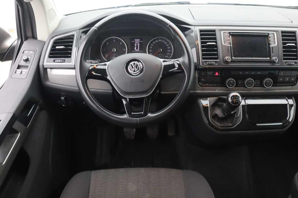 Volkswagen Multivan 2017 photo 1